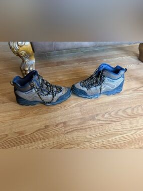 Yukon Men's Brown and Blue Trail Boots - Rugged Outdoor Footwear